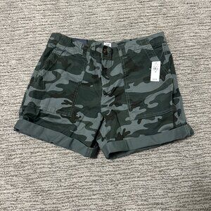 GAP Womens Girlfriends Khaki Short